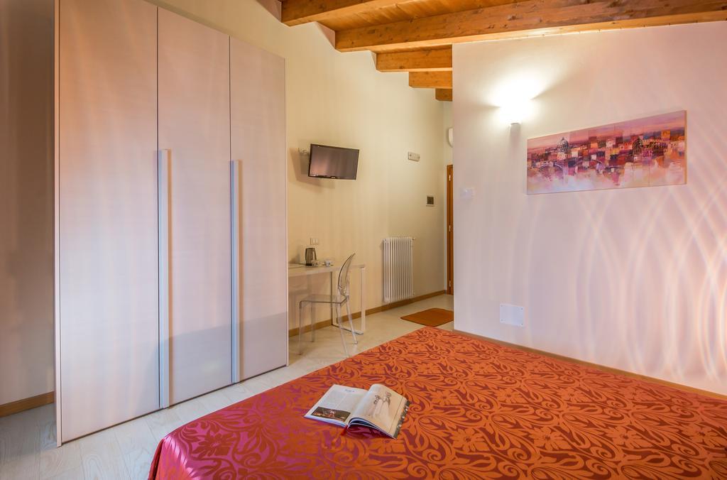 Agriturismo Ca' La Pergola Lugagnano Exterior photo